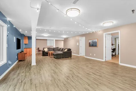 1516 River Bluff Drive Mahomet IL 61853