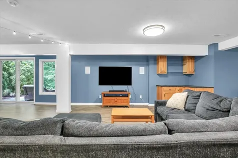 1516 River Bluff Drive Mahomet IL 61853