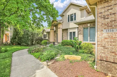 1516 River Bluff Drive Mahomet IL 61853