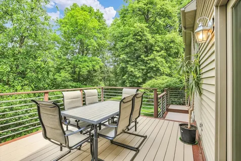 1516 River Bluff Drive Mahomet IL 61853