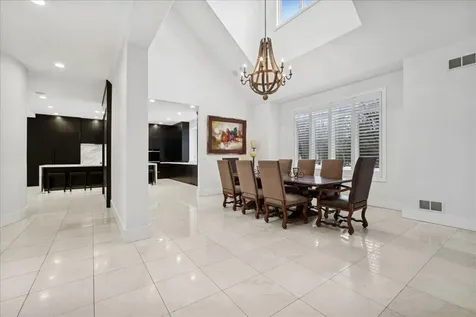 1630 Ridge Road Highland Park IL 60035