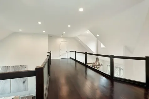 1630 Ridge Road Highland Park IL 60035