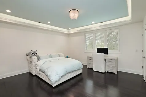 1630 Ridge Road Highland Park IL 60035