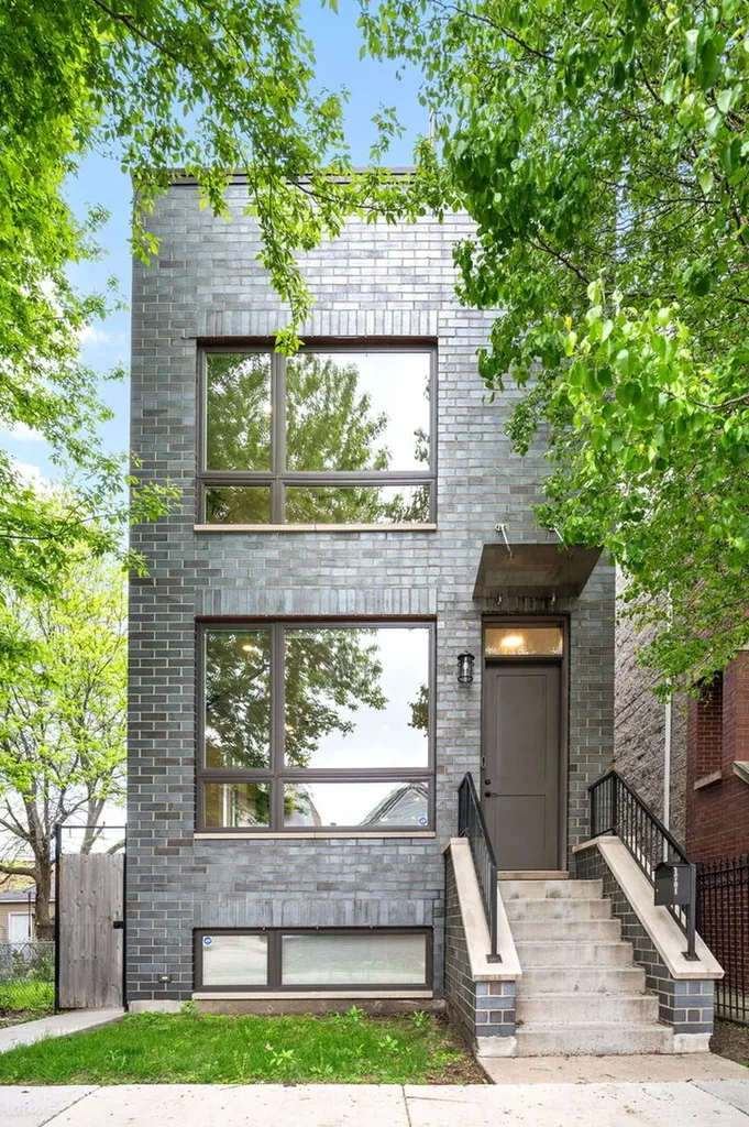 1701 South Jefferson Street Chicago IL 60616