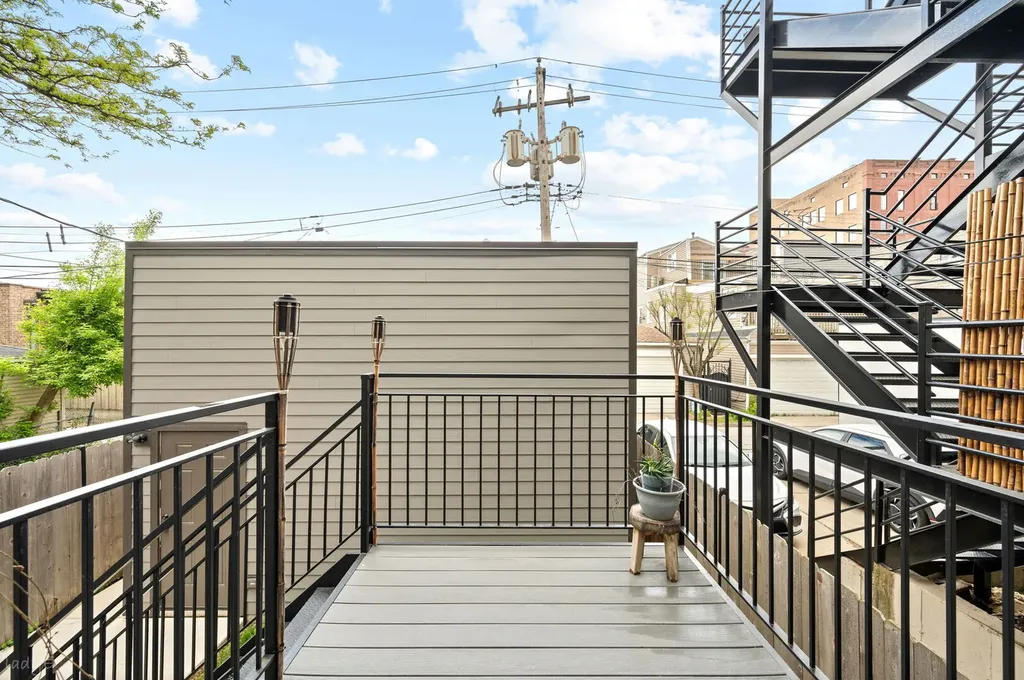 1701 South Jefferson Street Chicago IL 60616