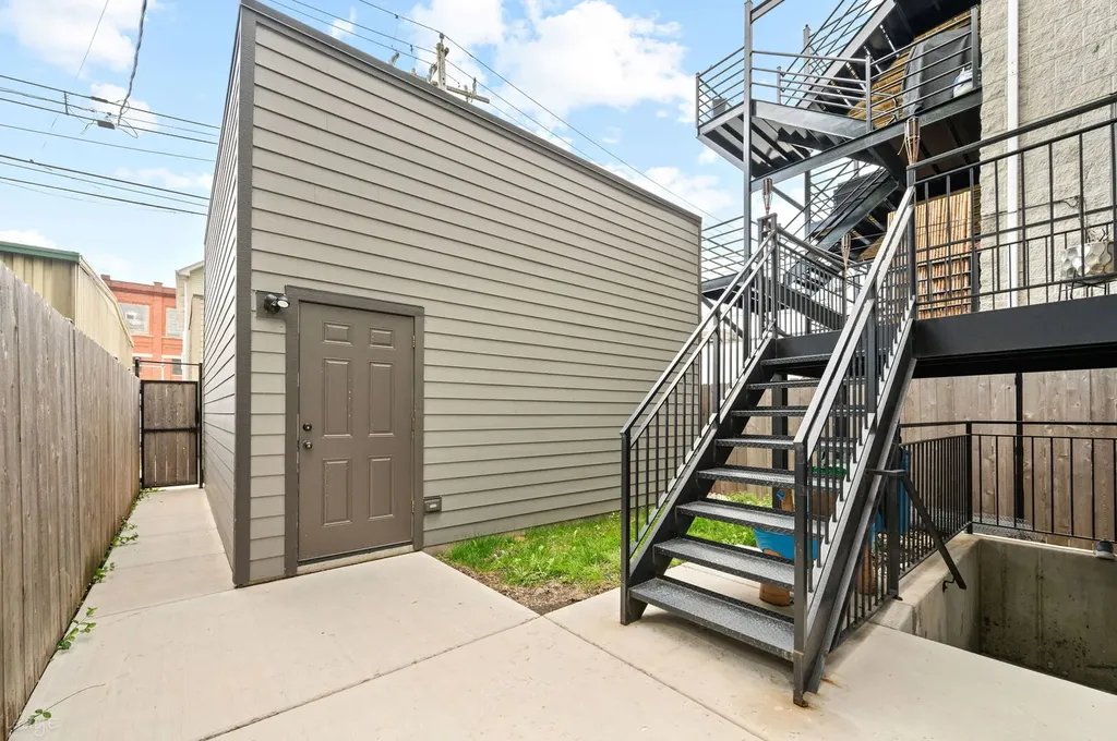 1701 South Jefferson Street Chicago IL 60616