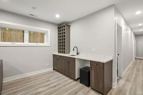 1701 South Jefferson Street Chicago IL 60616