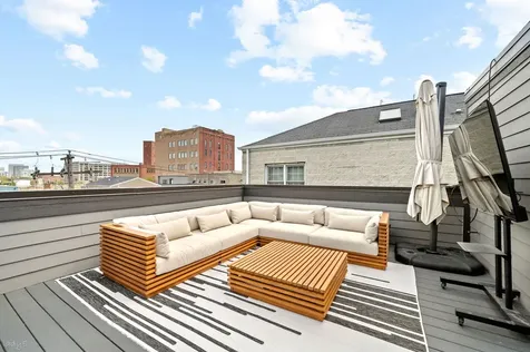 1701 South Jefferson Street Chicago IL 60616