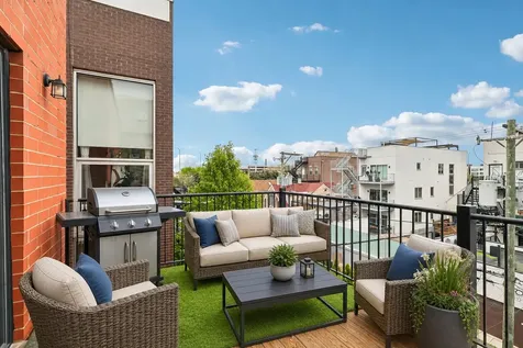 2319 North Leavitt Street Chicago IL 60647