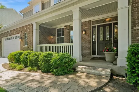 2421 Stonybrook Street Wauconda IL 60084