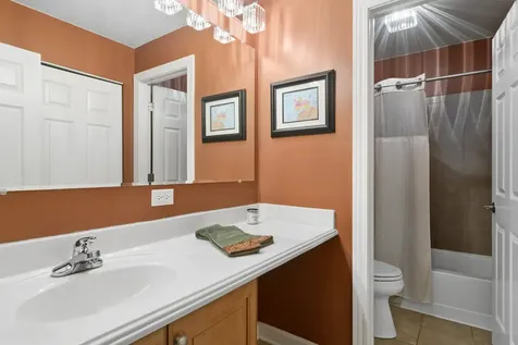 2421 Stonybrook Street Wauconda IL 60084