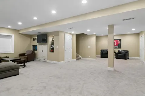 2421 Stonybrook Street Wauconda IL 60084