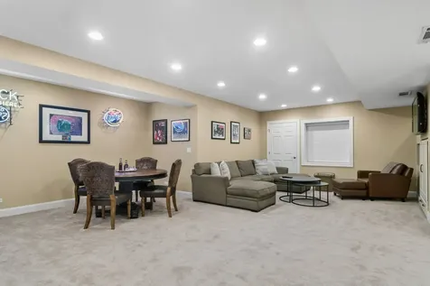 2421 Stonybrook Street Wauconda IL 60084