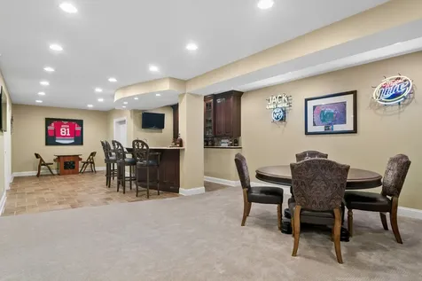 2421 Stonybrook Street Wauconda IL 60084