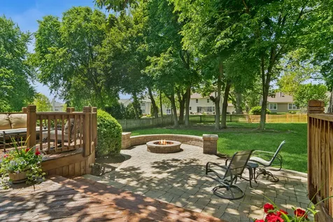 2421 Stonybrook Street Wauconda IL 60084