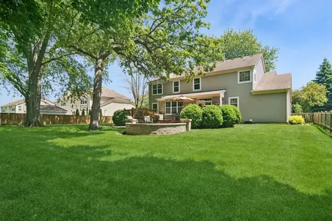 2421 Stonybrook Street Wauconda IL 60084
