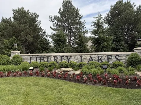 2421 Stonybrook Street Wauconda IL 60084