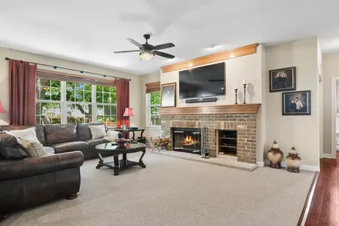 2421 Stonybrook Street Wauconda IL 60084