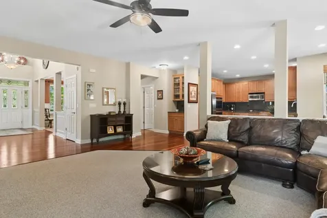 2421 Stonybrook Street Wauconda IL 60084