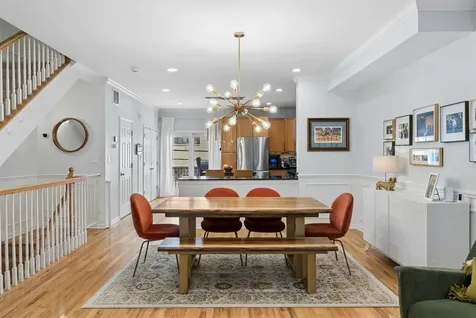 1031 Lincoln Trail Oak Park IL 60302