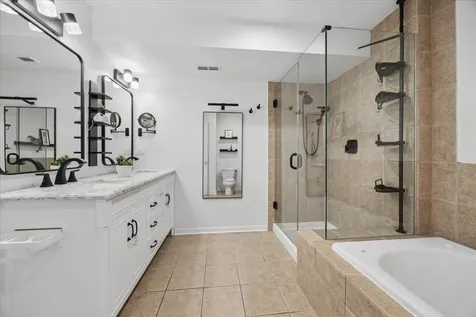 1031 Lincoln Trail Oak Park IL 60302