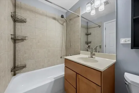 1031 Lincoln Trail Oak Park IL 60302