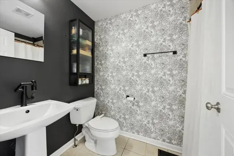 1031 Lincoln Trail Oak Park IL 60302