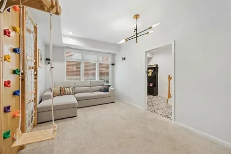1031 Lincoln Trail Oak Park IL 60302
