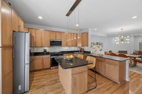 1031 Lincoln Trail Oak Park IL 60302