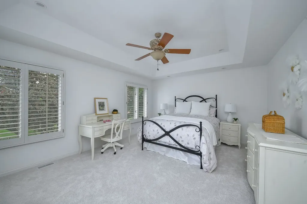 103 Hawkins Circle Wheaton IL 60189