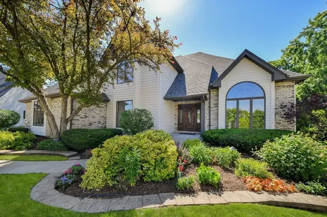 103 Hawkins Circle Wheaton IL 60189