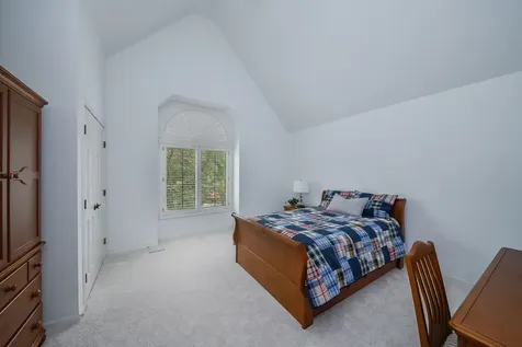 103 Hawkins Circle Wheaton IL 60189