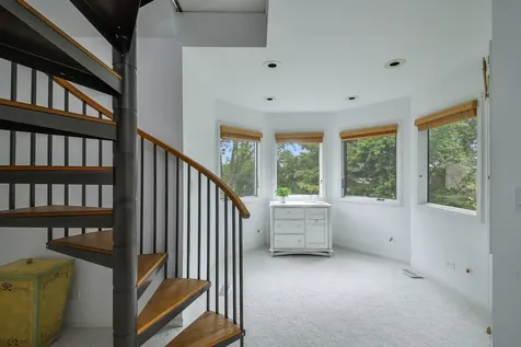 103 Hawkins Circle Wheaton IL 60189