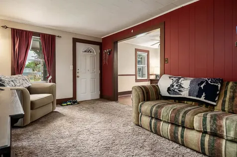 541 Roscoe Avenue South Beloit IL 61080