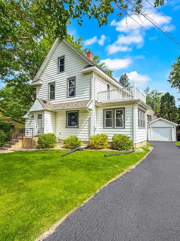 116 East Fuller Street Freeport IL 61032