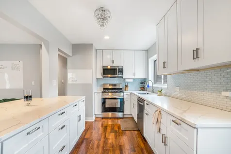 129 Rice Avenue Bellwood IL 60104
