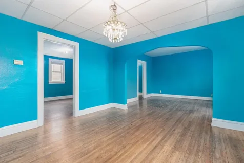 1917 North Broadway Street Crest Hill IL 60403