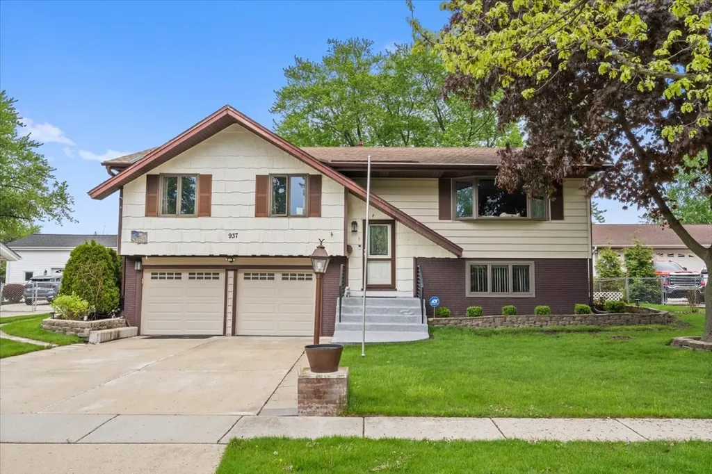 937 Cornell Lane Schaumburg IL 60193