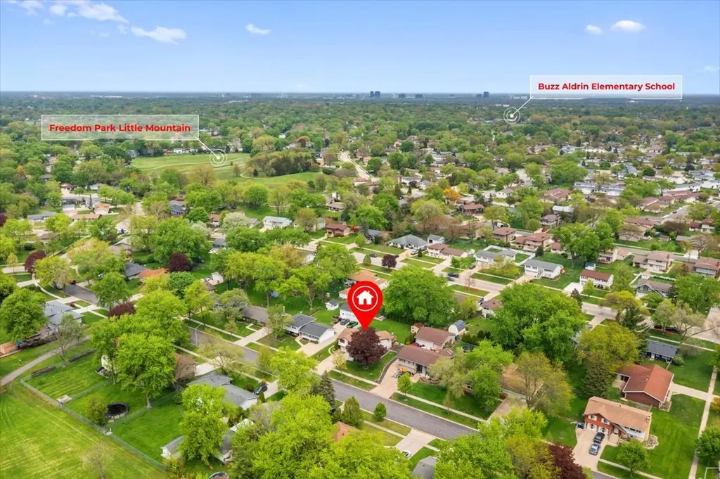 937 Cornell Lane Schaumburg IL 60193