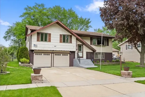 937 Cornell Lane Schaumburg IL 60193