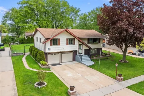 937 Cornell Lane Schaumburg IL 60193