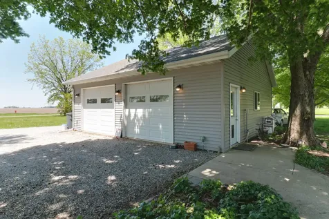12014 Prairie Center Road Clinton IL 61727