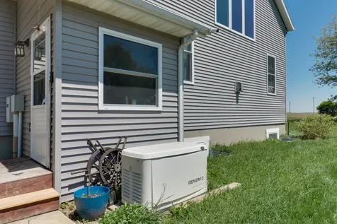 12014 Prairie Center Road Clinton IL 61727