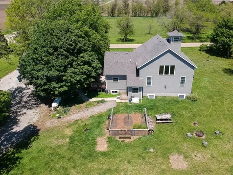 12014 Prairie Center Road Clinton IL 61727