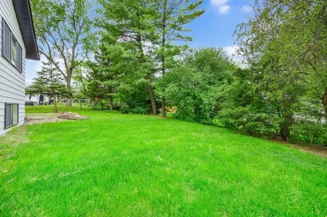 6312 Maxwell Drive Woodridge IL 60517