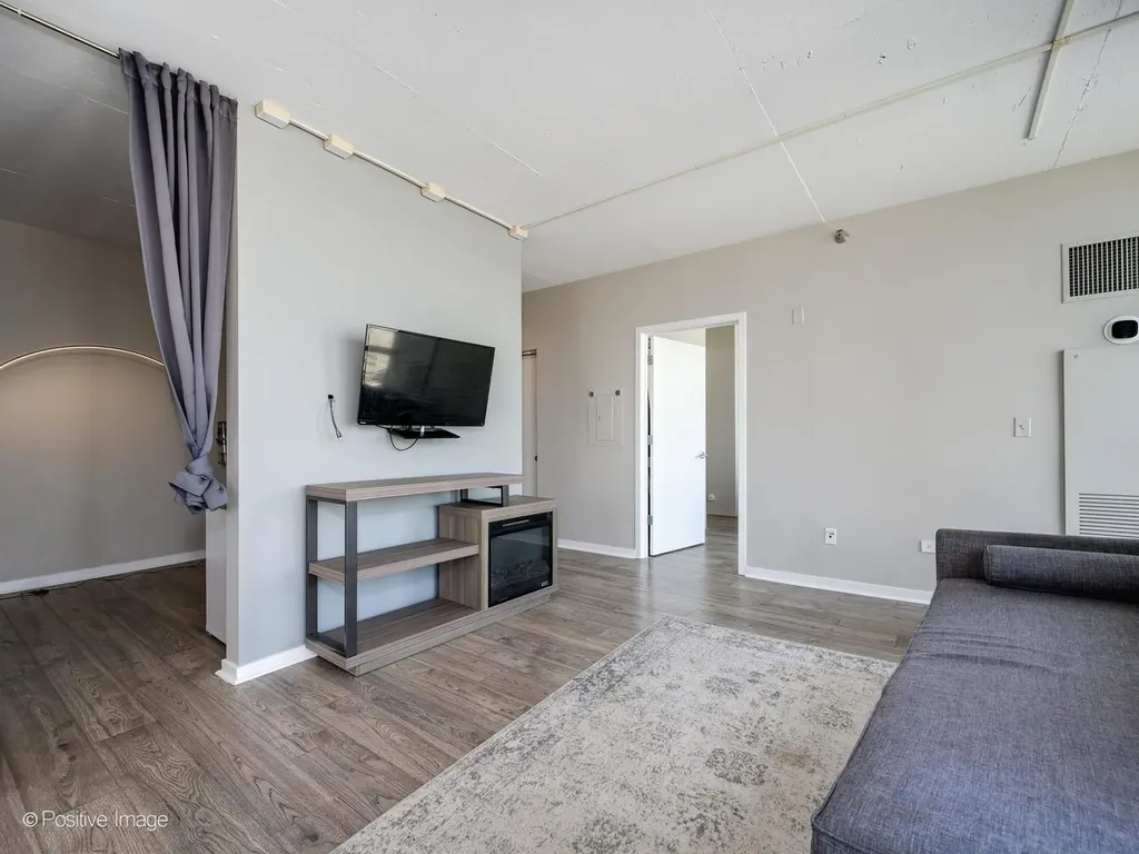 611 South Wells Street Chicago IL 60607
