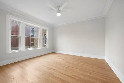 1521 West Sunnyside Avenue Chicago IL 60640