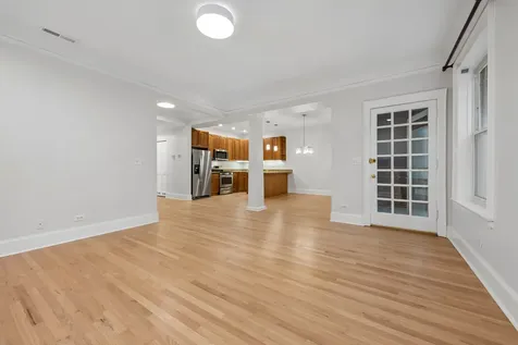 1521 West Sunnyside Avenue Chicago IL 60640