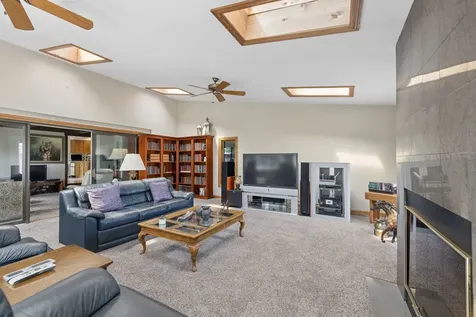 16631 Patricia Avenue Tinley Park IL 60477
