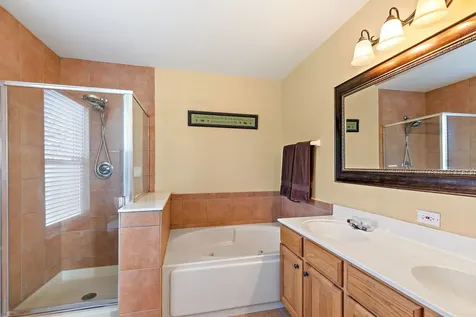 10665 Painted Desert Court Huntley IL 60142